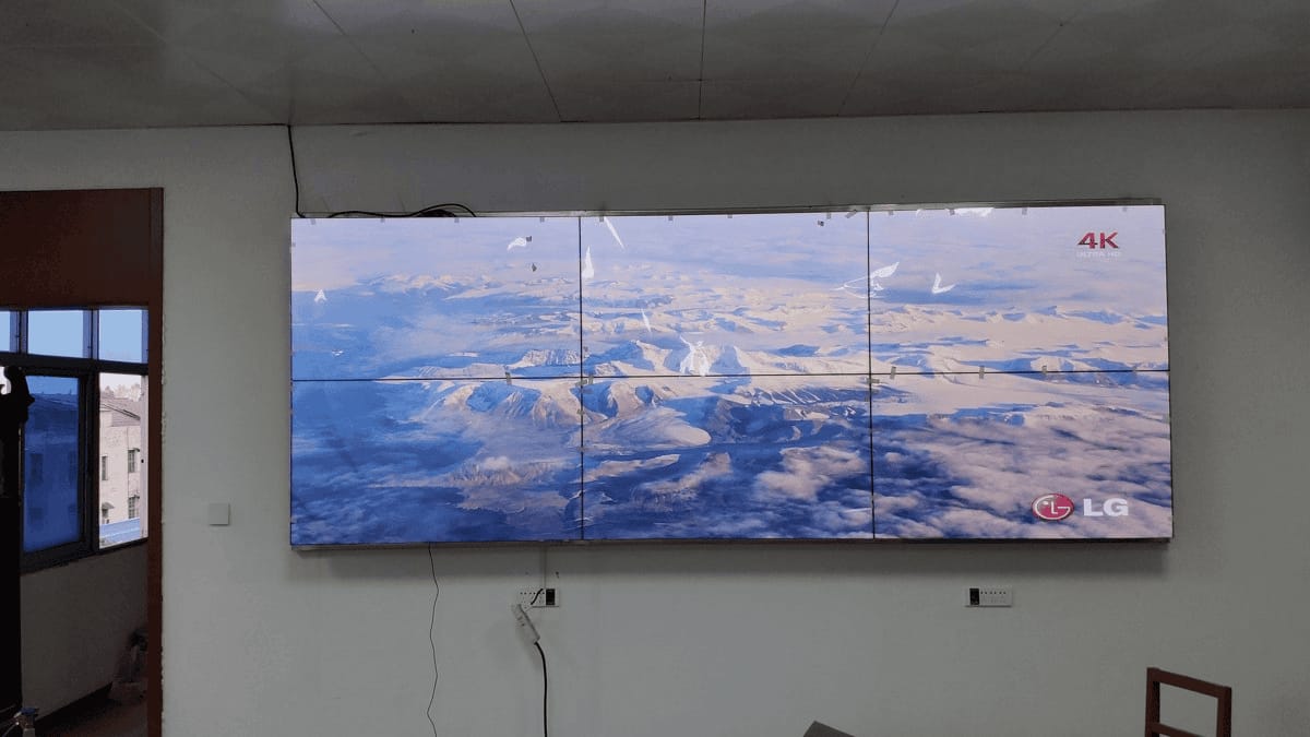 液晶无缝拼接显示屏-大屏幕液晶窄边拼接屏